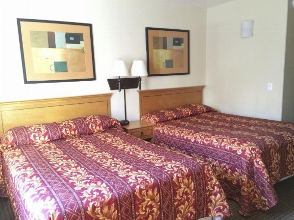 Economy Inn image 17
